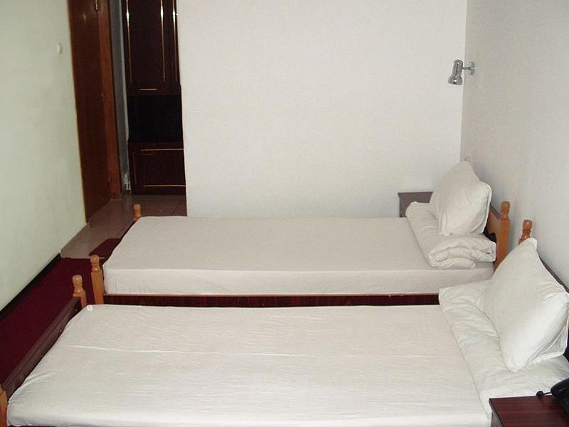 Hotel Uranus บูคาเรสต์ ห้อง รูปภาพ